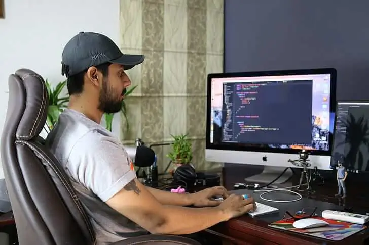 
                                AngularJs